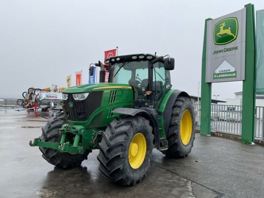 John Deere 6210R