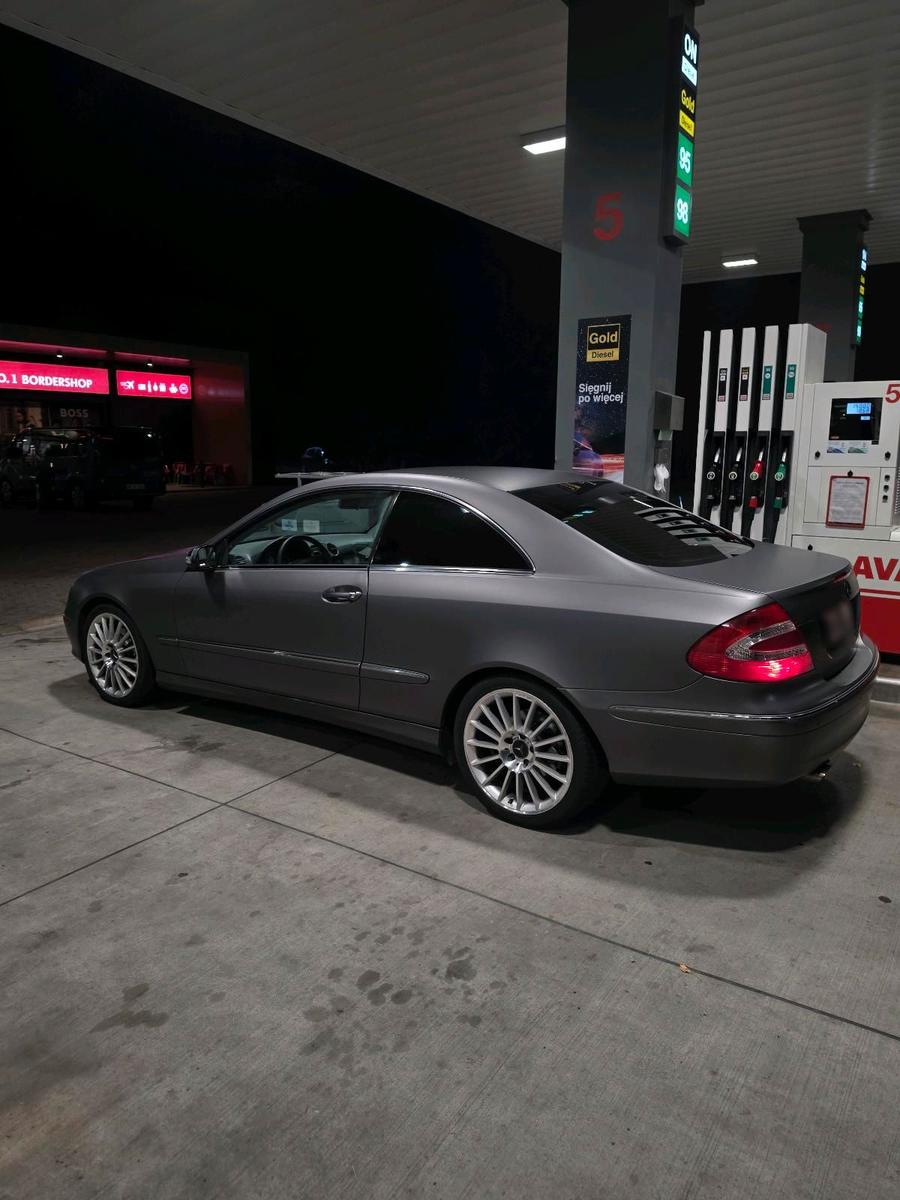 Mercedes-Benz CLK 200