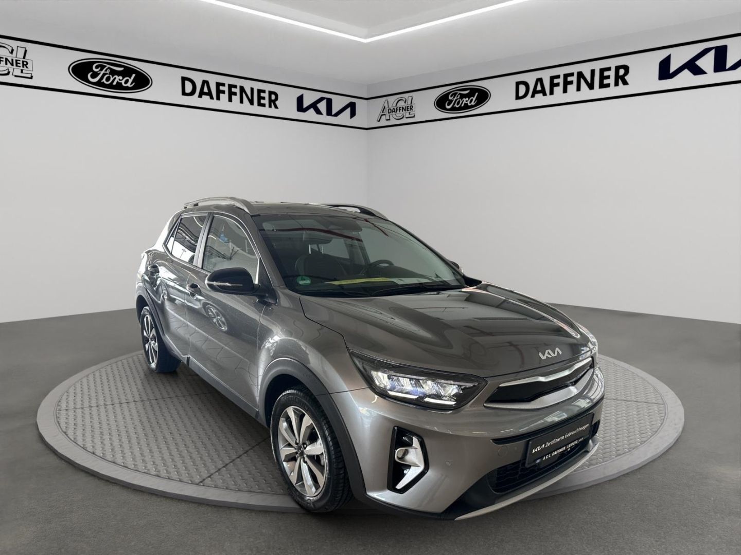 Fahrzeugabbildung Kia Stonic Nightline Edition 1.0 T-GDI Mild-Hybrid E