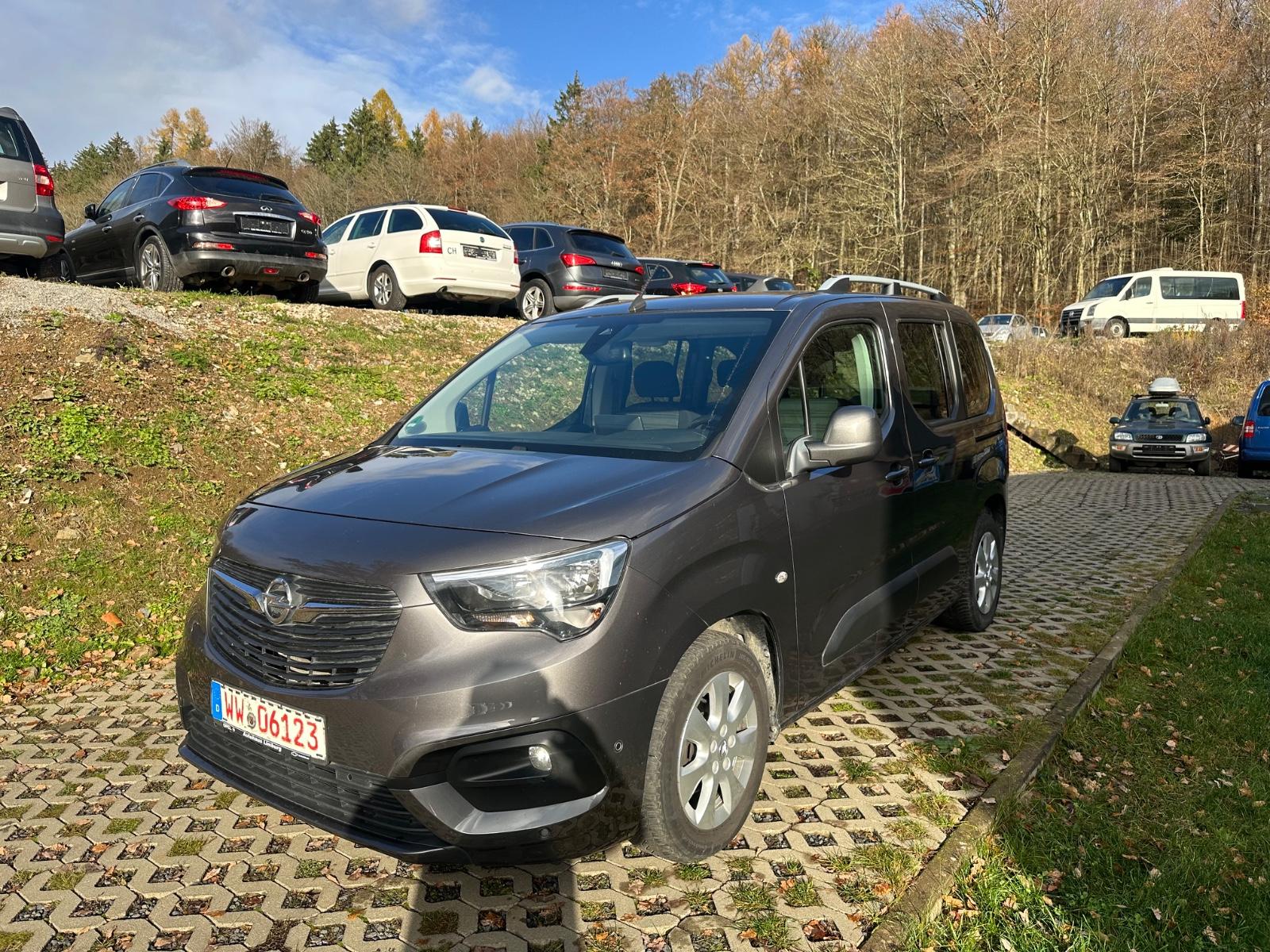 Opel Combo Life E Edition "Zahnriemen neu"
