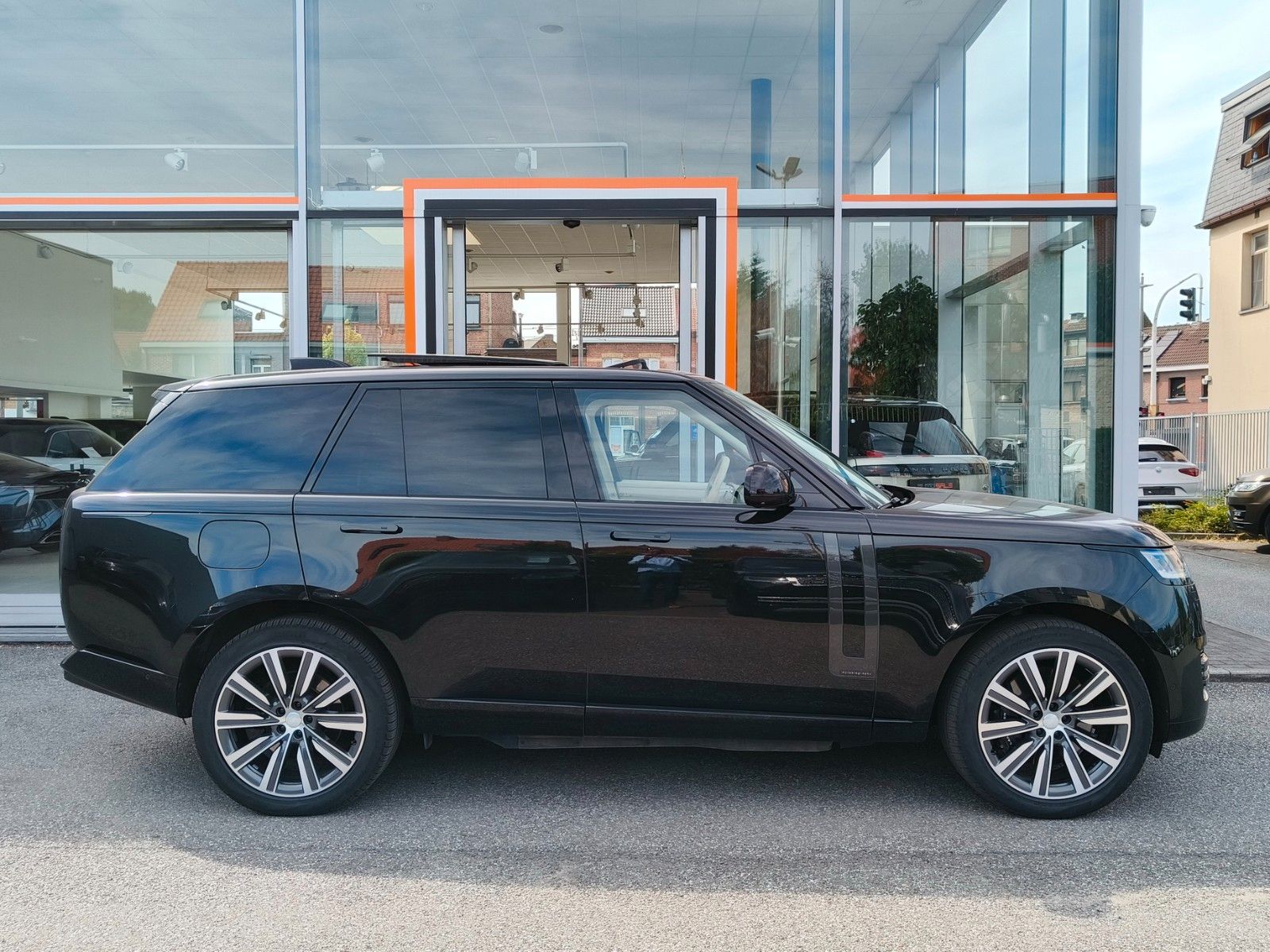 Land Rover RR P460e 3.0 PHEV Pano/SV leather/Full service imagem 3