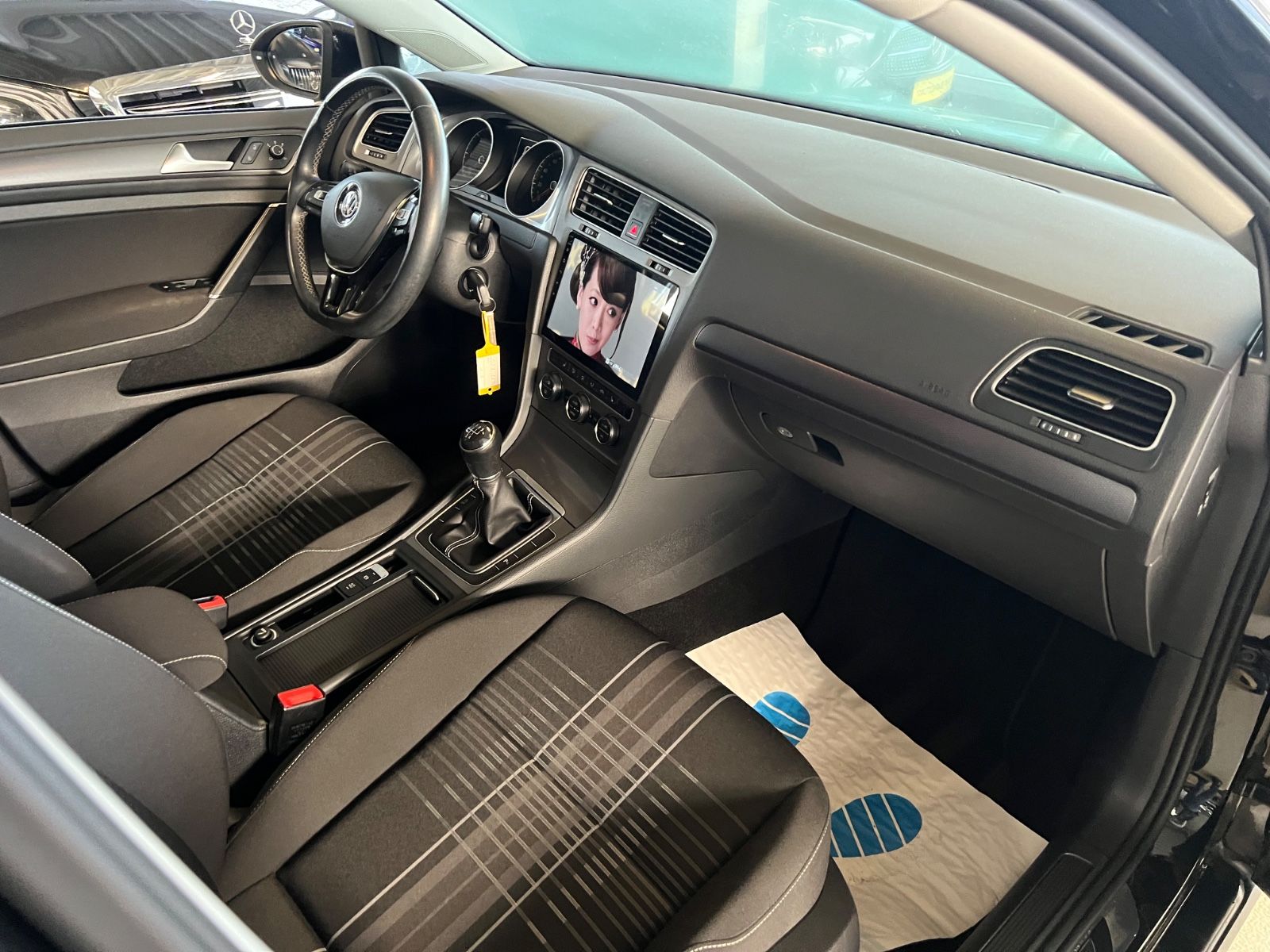 Fahrzeugabbildung Volkswagen Golf VII Lim. 1.6 TDI Comfortline BMT