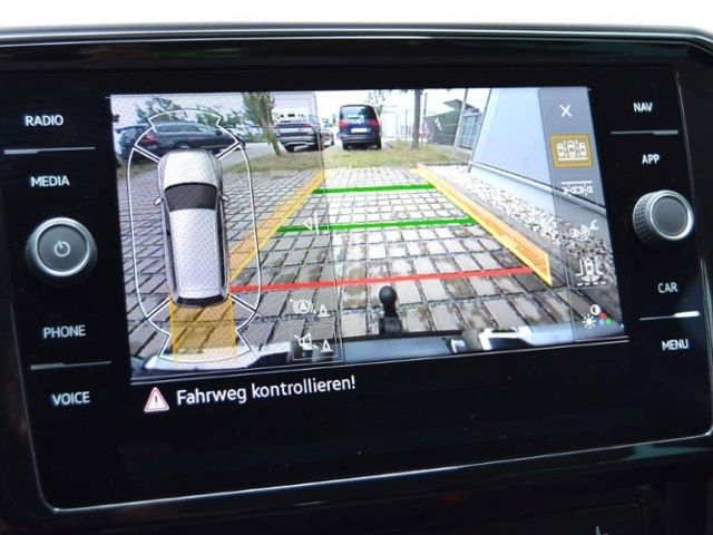 Passat Variant 2.0 TDI DSG Elegance IQ.DRIVE/AHK