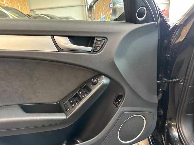 Audi S4 *B&O*TEMPO*NAV*CARBON*PDC*ALCANTARA*20Zoll*