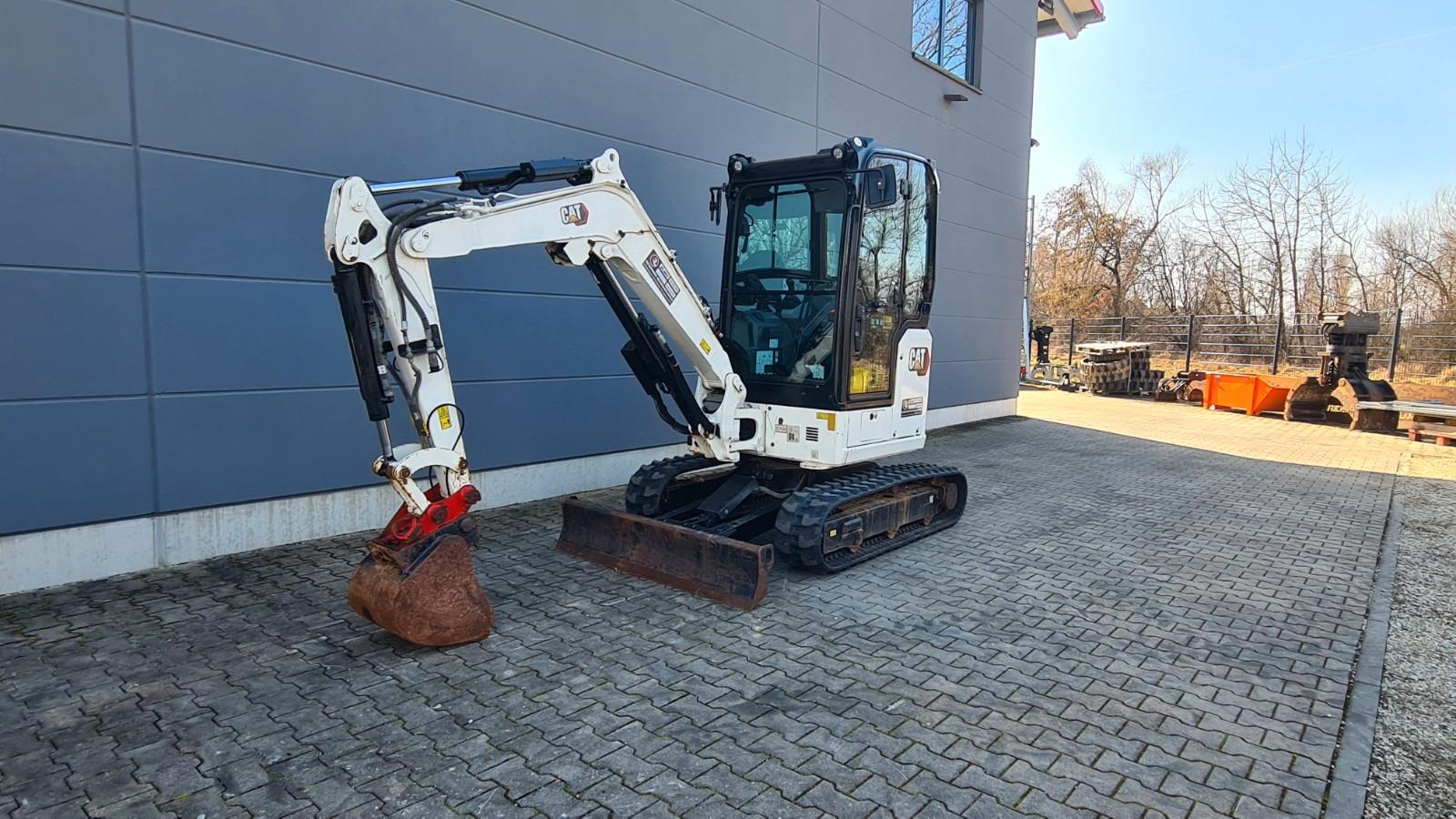 CAT 302.7 CR - Hydrl. Schnellw. HS03 - Ketten  neu