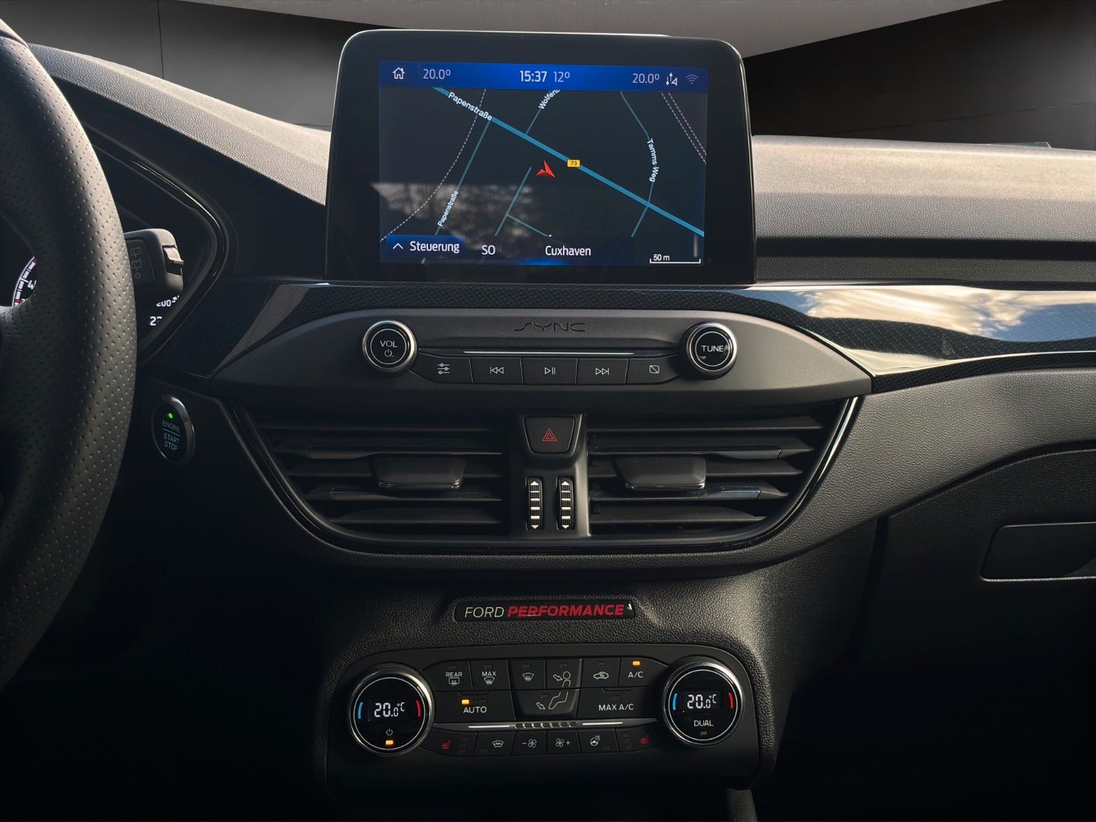 Fahrzeugabbildung Ford Focus Lim. ST *Head-Up*B&O*Keyless*Recaro*ACC