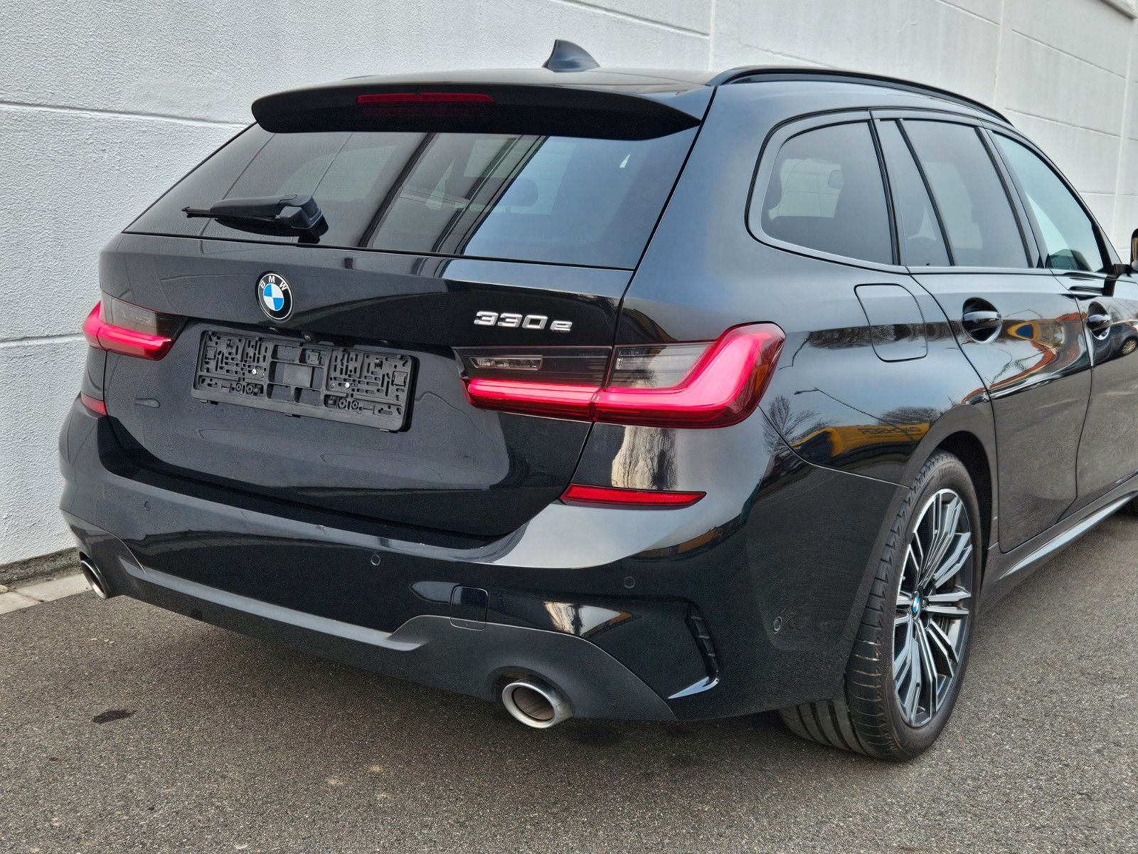 BMW 330e*LCProf*M-SPORT*HUD*ACC*PARKASS+*KEYLESS GO foto 6