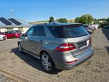 Mercedes-Benz ML 250  CDI BlueTec 4Matic AMG Sport - Mercedes-Benz ML 250