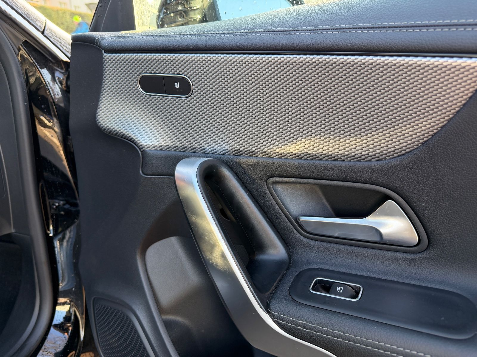 Fahrzeugabbildung Mercedes-Benz CLA 200 LED*AHK*KAMERA*TEMPO*NAVI*WIDESCREEN