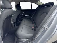 BMW 318 - Vorschau Bild 13