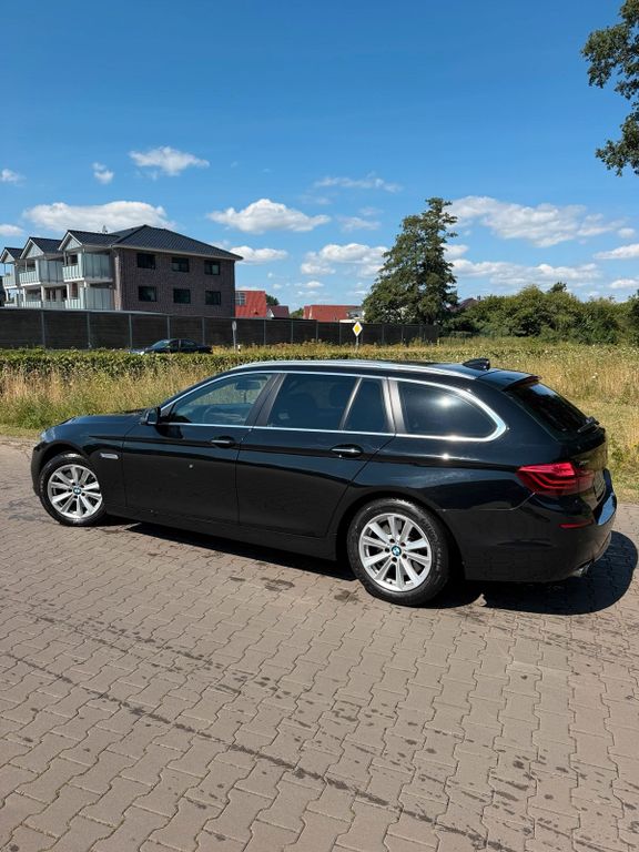 Image of BMW 530