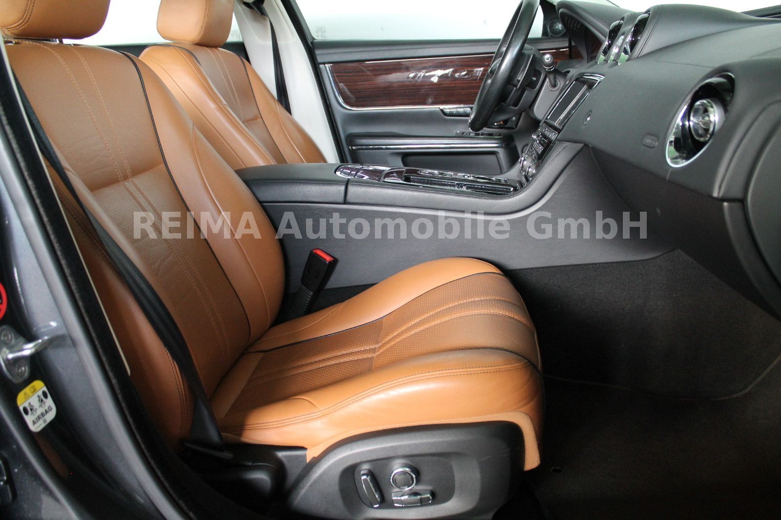 Fahrzeugabbildung Jaguar XJ Premium Luxury 3.0 V6 Diesel, LED, Meridian