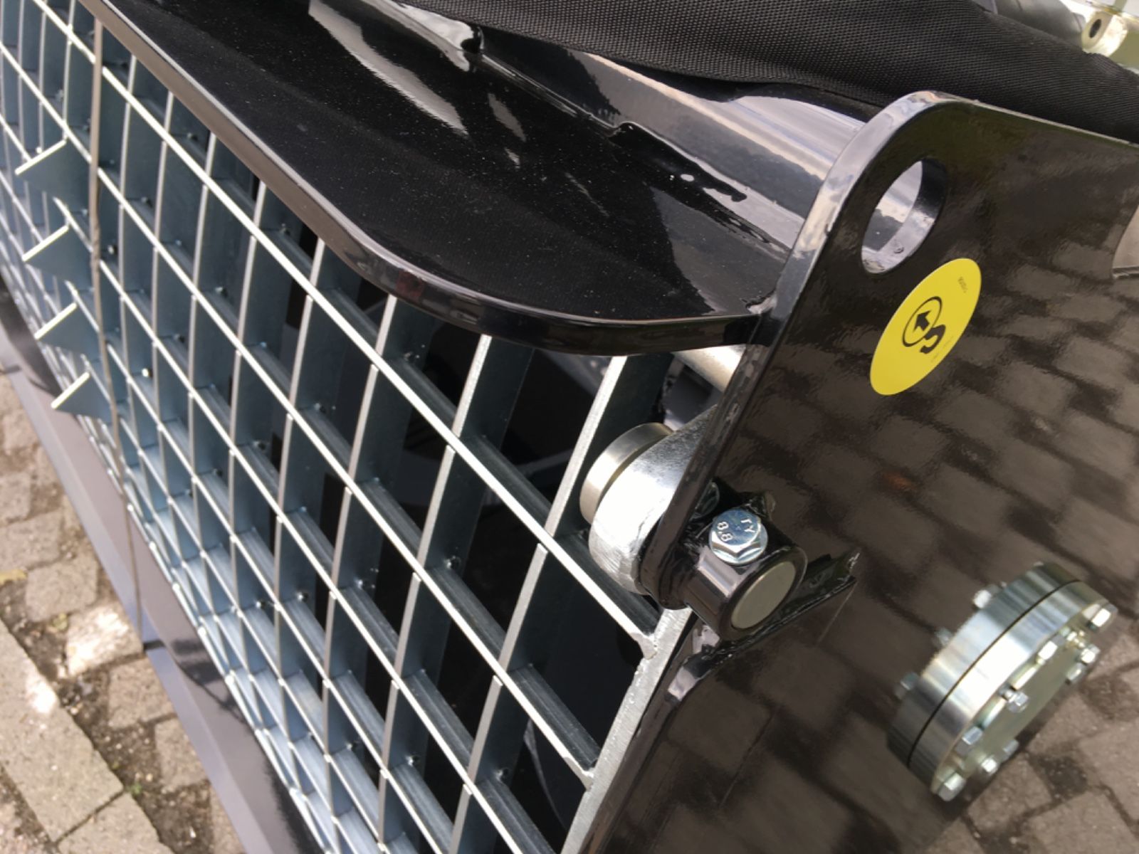 Fahrzeugabbildung CAT CNF BMX 650T - Mit Wechselaufnahme und  Doppel!