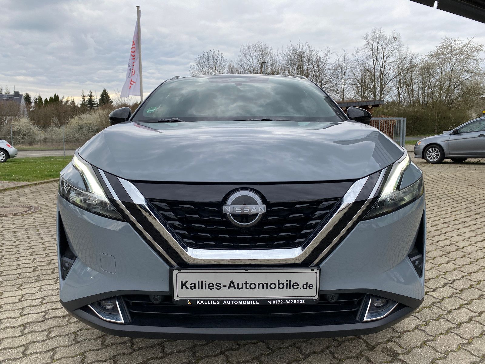 Fahrzeugabbildung Nissan Qashqai e-Power Tekna+ 190 PS PANO+SHZ+360°+AHK