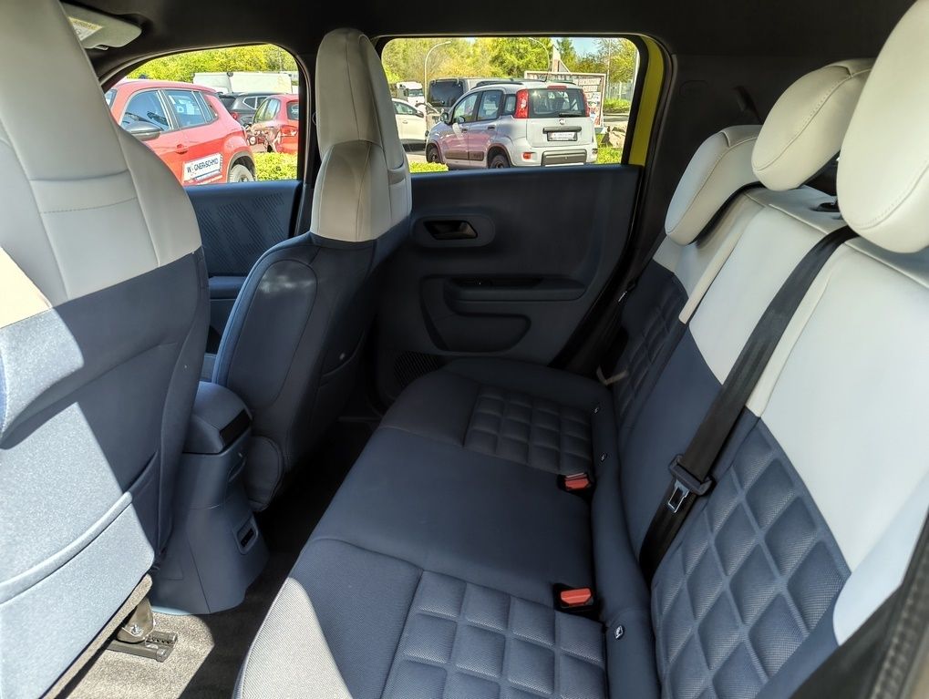 Fahrzeugabbildung Fiat Grande Panda LA PRIMA Hybrid 1.2 eDCT