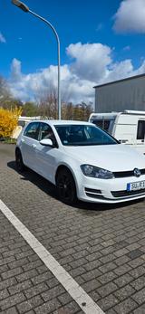 Volkswagen VW Golf 7 | TÜV NEU | Top Zustand + Extras - VW Golf Gebrauchtwagen in Bonn