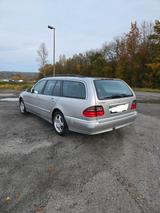 Mercedes-Benz 280 T Modell Allrad ( 4 Matic) 7 Sitzer  - Mercedes-Benz 280: 4matic