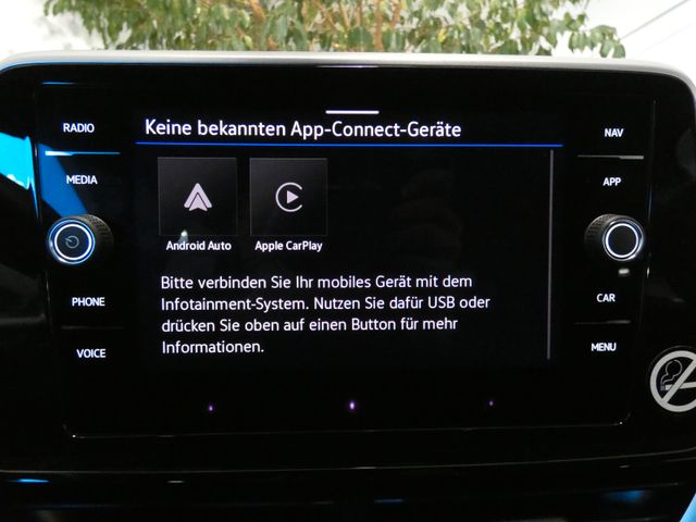 T-Roc 1.5 TSI R-Line DSG AHK KAMERA