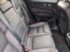 VOLVO XC60 2.0 Diesel  R Design~1steHand~gepflegt