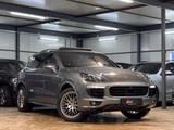 Porsche Cayenne S SPORT*AIR*PANO*CRBN*PDLS+*ACC*STHZ*RS´ - Porsche: RS