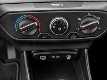 Hyundai Bayon 1.0 Select 2WD Kamera Navi Spurhalteassi.