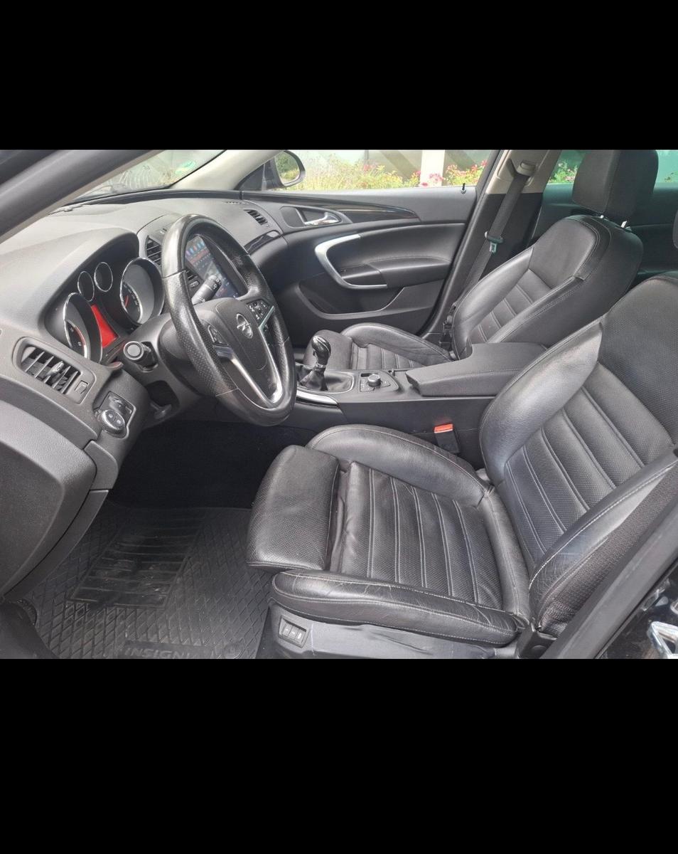 Opel Insignia 2011 — photo 8