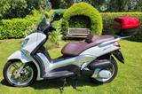 Yamaha X-City 250 TÜV NEU mit Navi+Scheibe-Koffer - ROLLER 250