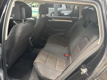 Volkswagen Passat Variant - 6