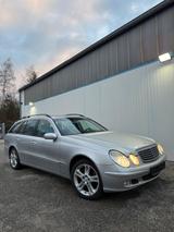 Mercedes-Benz Mercedes E 240 Allrad. 4Matic Xenon Automa... - Mercedes-Benz E 240: Kombi