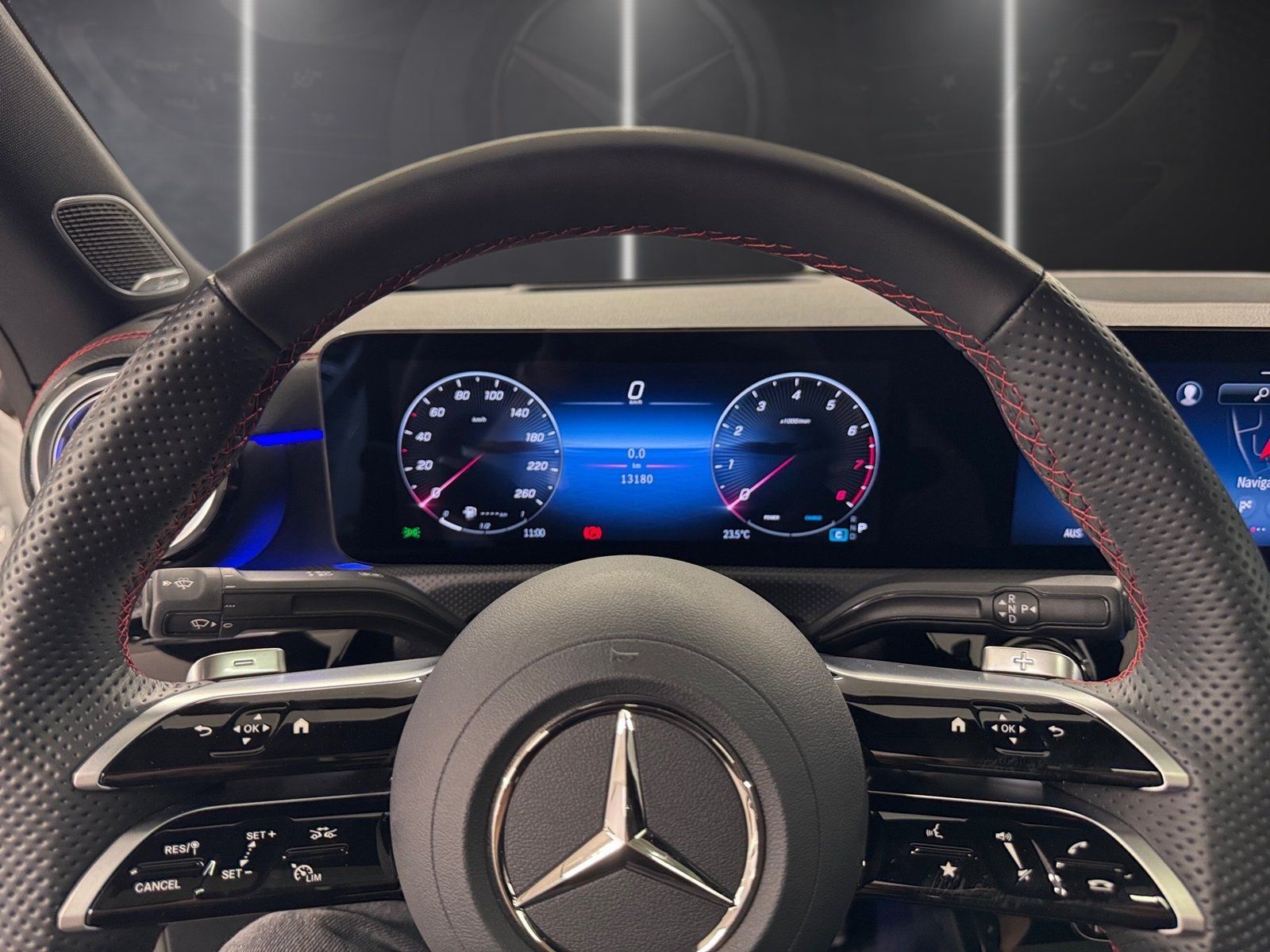 Fahrzeugabbildung Mercedes-Benz CLA 200 AMG Plus*Burmester*Pano*Disto*HUD*Night*
