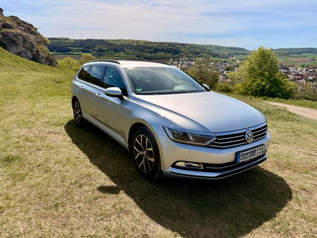 VW Vw Passat 2.0TD| 190Ps 2.Hand LED,Navi,ACC,AHK 