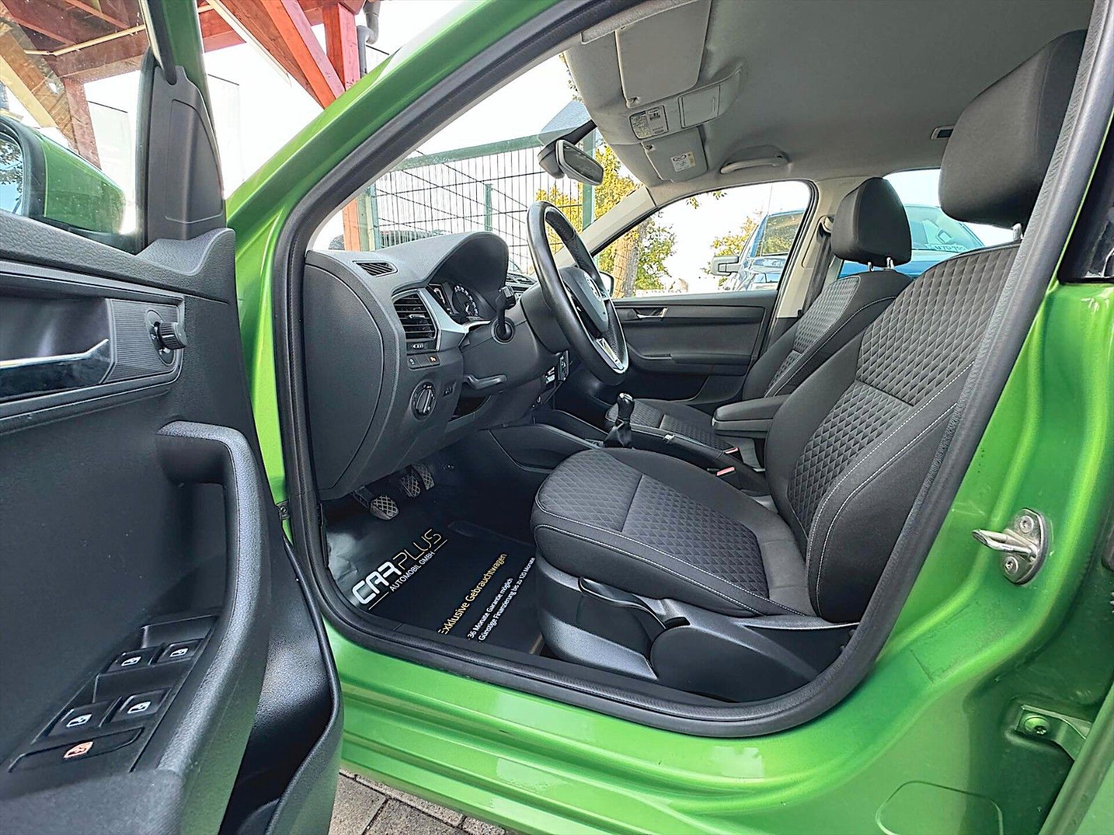 Fahrzeugabbildung SKODA Fabia Combi 1.0 TSI Drive Ambition *DAB*LED*