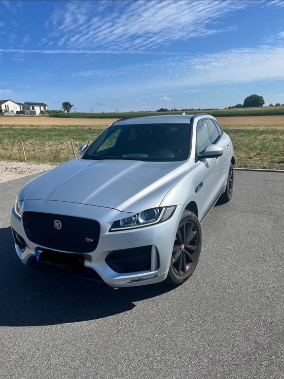 Image of Jaguar F-Pace