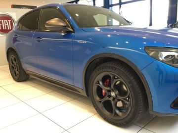 Alfa-Romeo Stelvio - 11