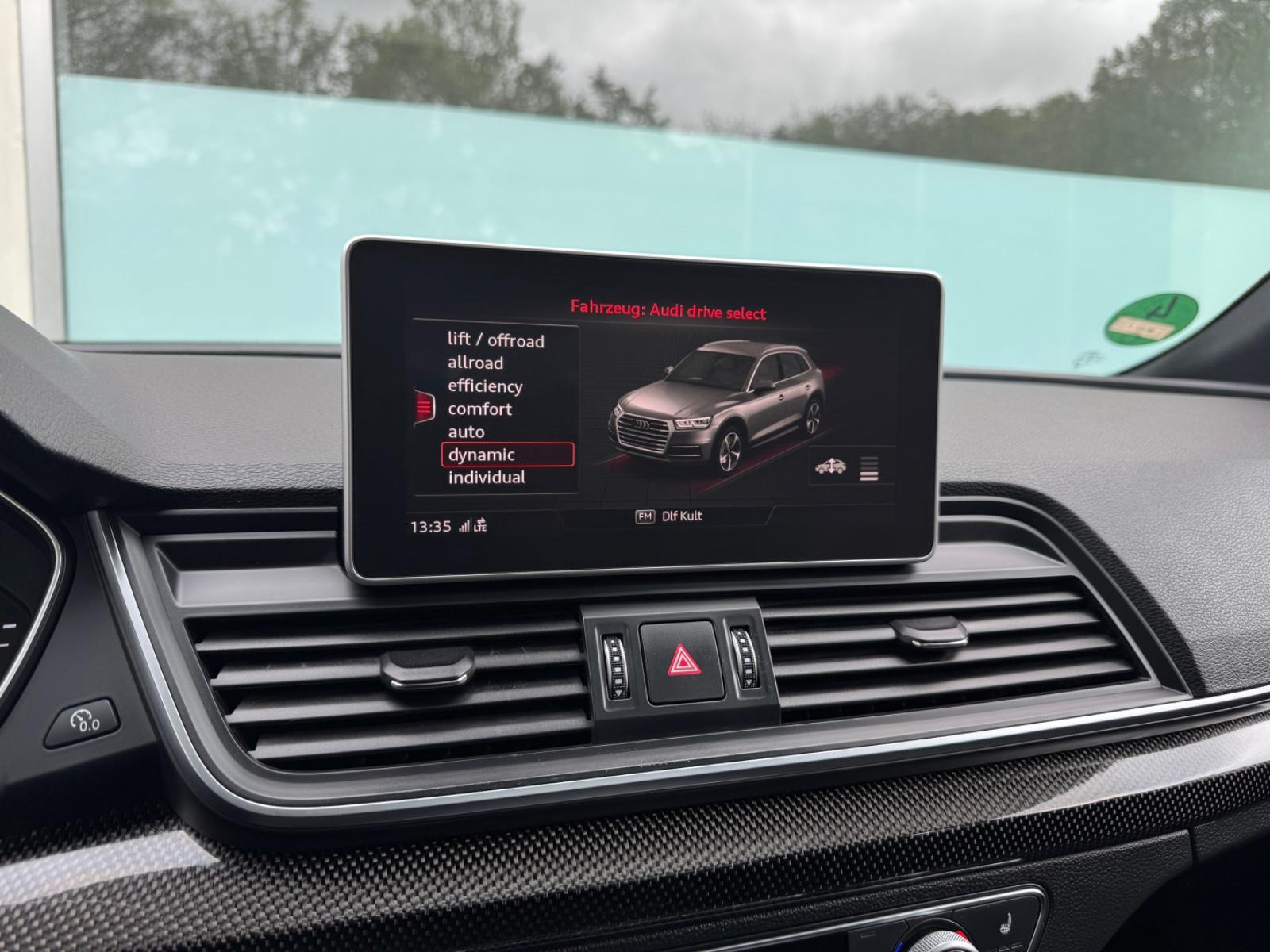 Audi SQ5 3.0 TFSI quattro 354 ch – Toit panoramique – Matrix LED – Affichage tête haute