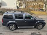 Nissan Pathfinder 2.5 dCi DPF LE 4WD Automatik LE - Nissan Pathfinder aus 2011