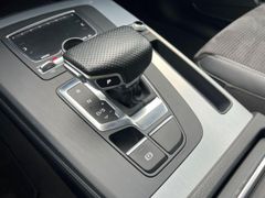 Fahrzeugabbildung Audi Q5 40TDI quattro S tronic S-LINE KEYLESS RFK AHK