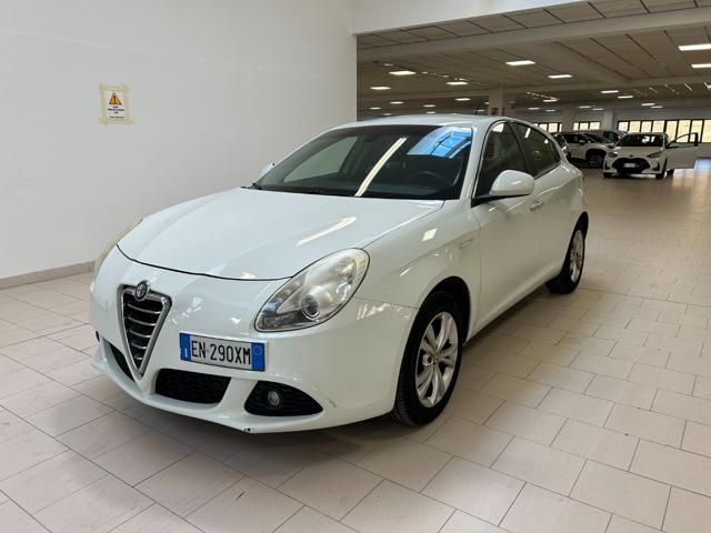 Alfa Romeo ALFA ROMEO Giulietta 2.0 JTDm-2 140 CV Distincti