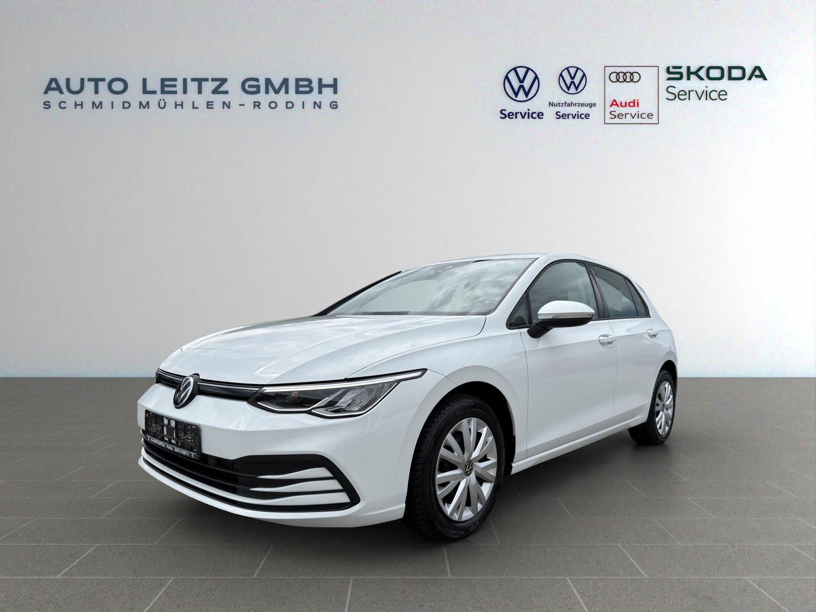 Volkswagen Golf VIII 2.0 TDI Life Navi APP DAB LED PDC VC