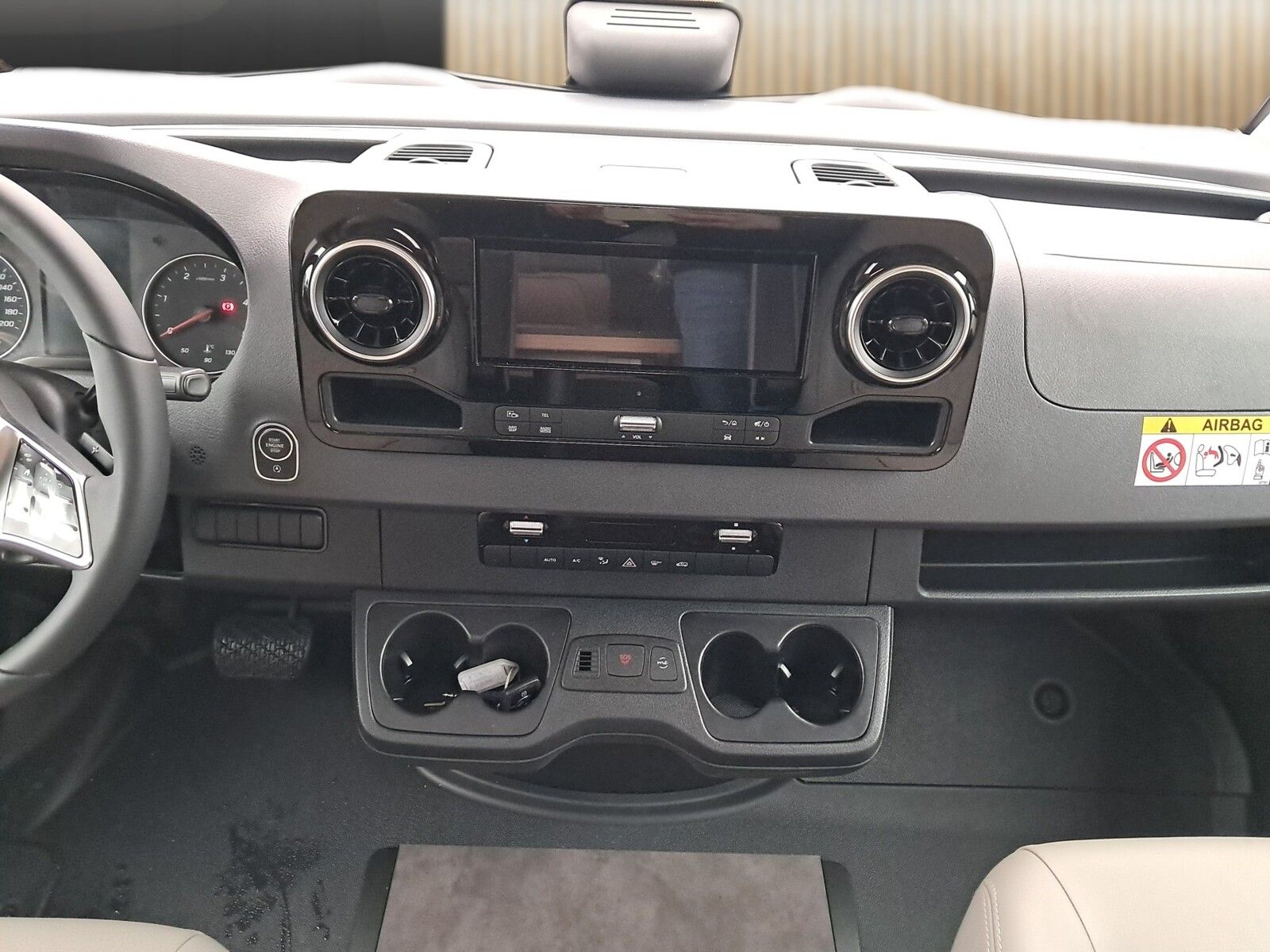 Fahrzeugabbildung Malibu I 450 RB LE comfort Navigation, RFK, TV