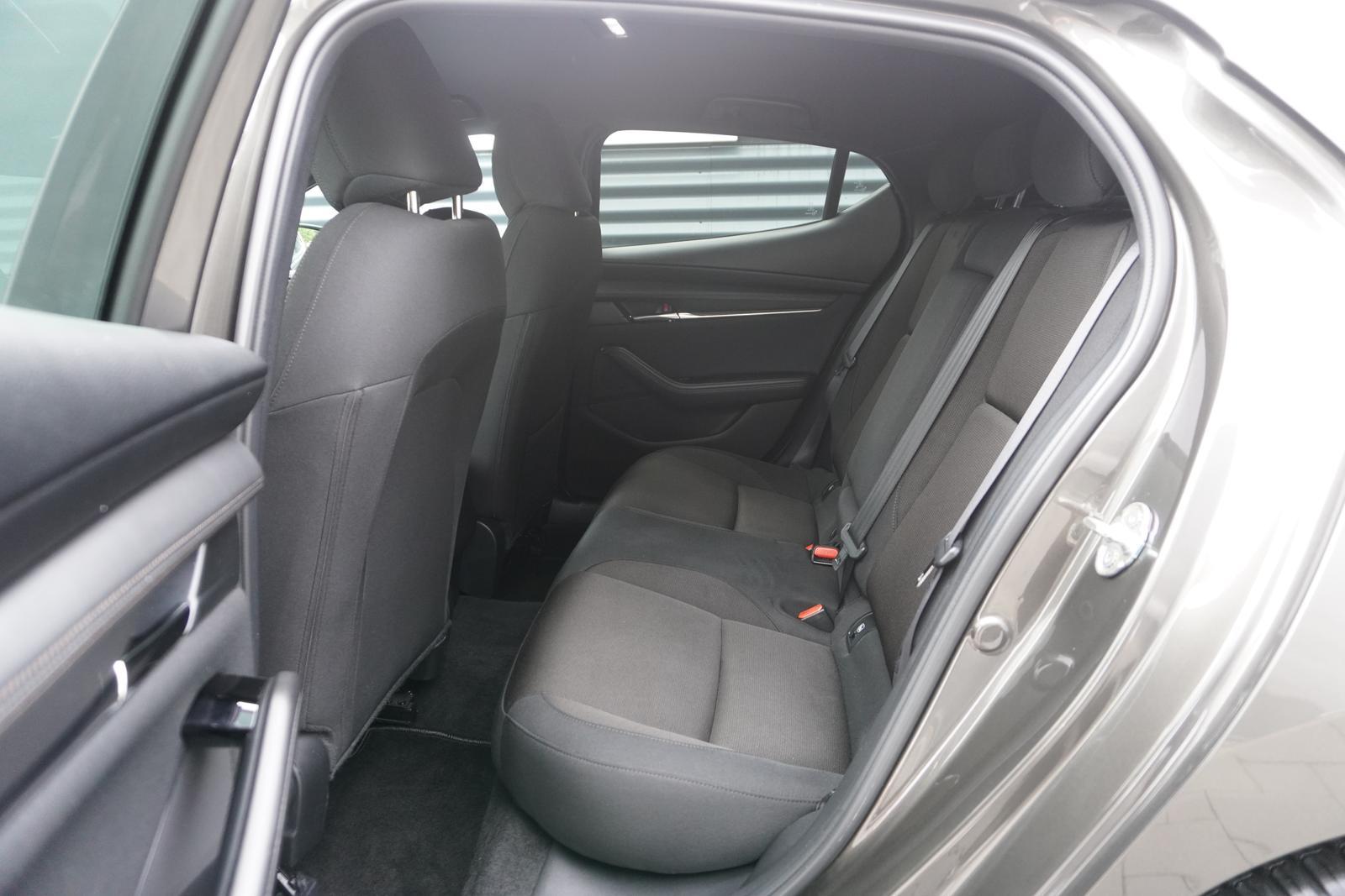 Mazda 3 AUTOMATIK|KAMERA|TEMPOMAT|HEAD-UP|APPLE|NAVI