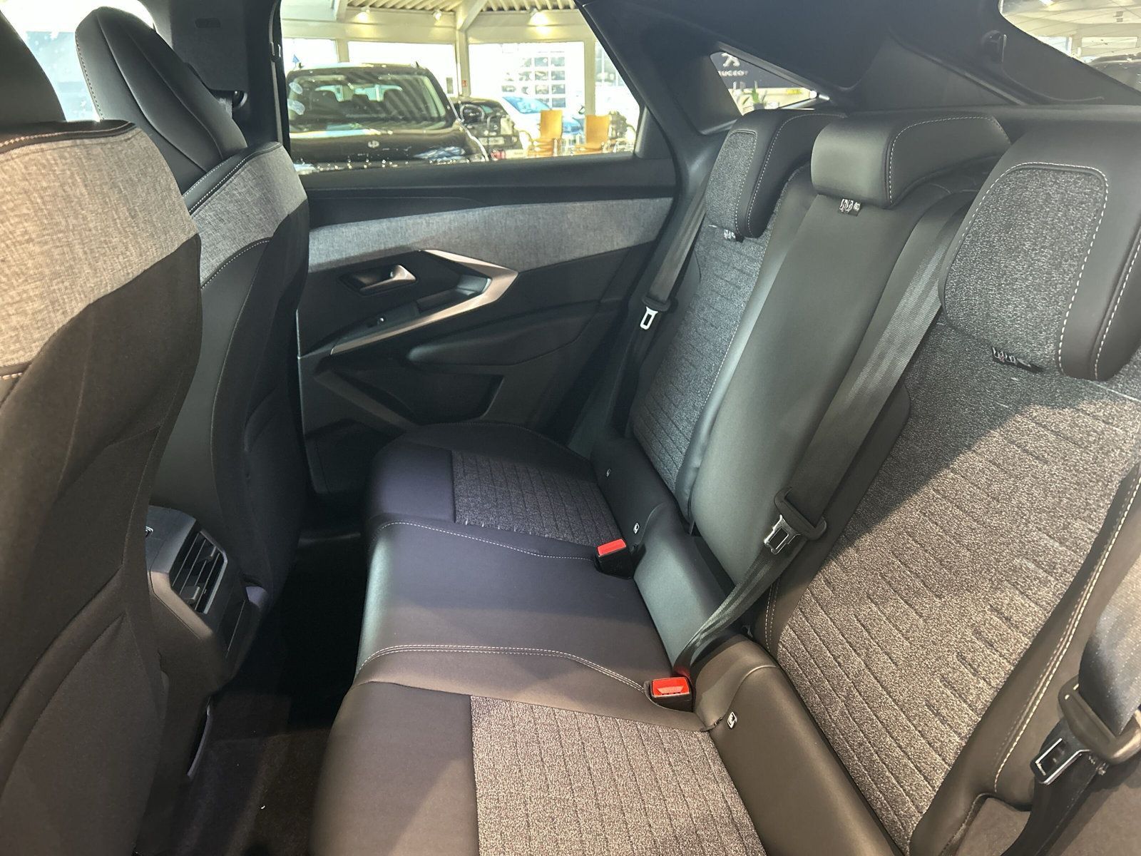 Peugeot 3008 - Bild 8