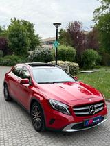 Mercedes-Benz GLA 250 Top Zustand - Mercedes-Benz GLA 250 aus 2016
