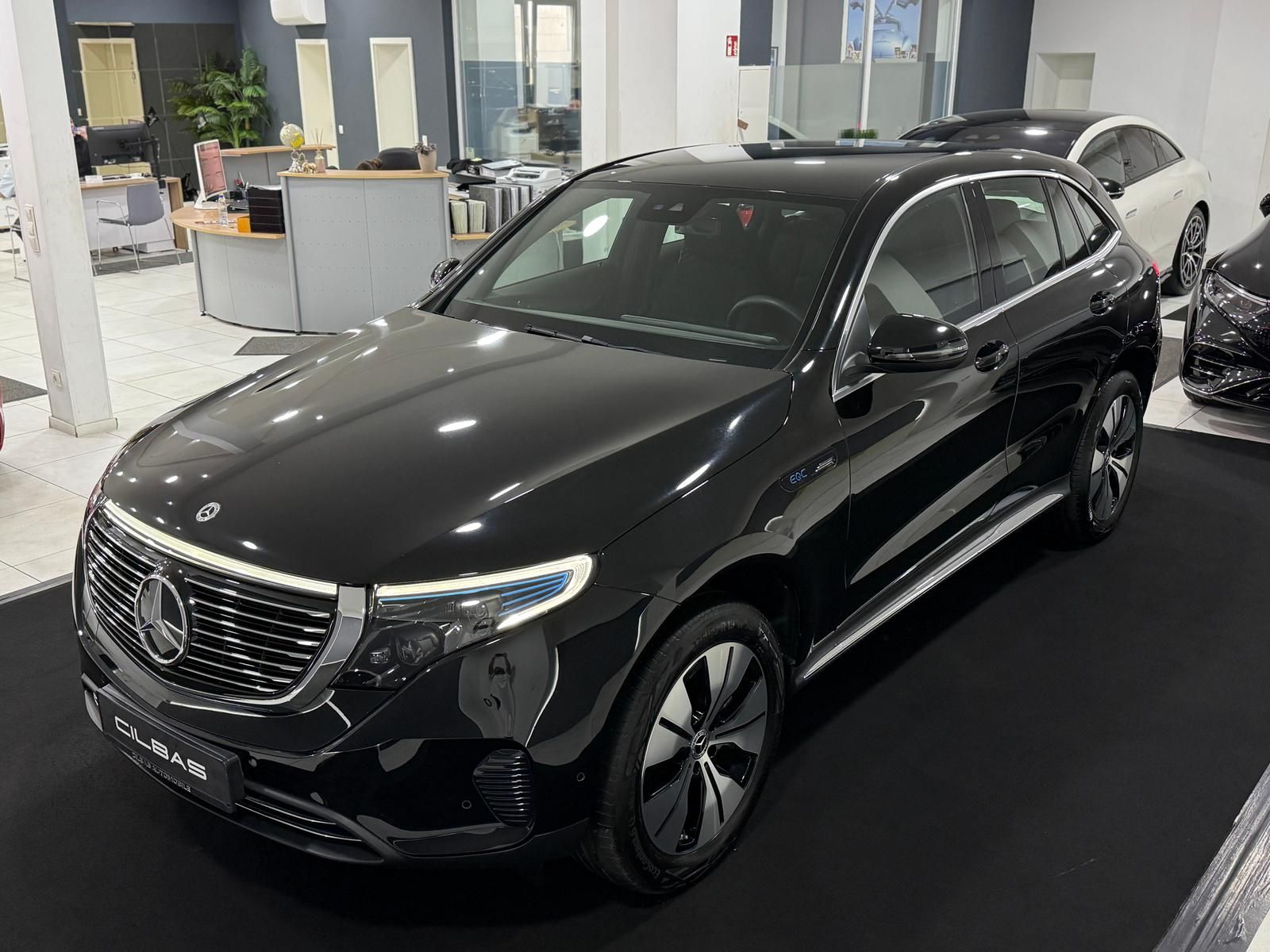 MERCEDES-BENZ EQC 400 4Matic*KAMERA*LED*CARPLAY*SPURH.*1.HAND*