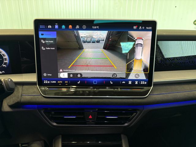Tayron R-Line 2.0 TDI 4M DSG PANO STNDHZG LED
