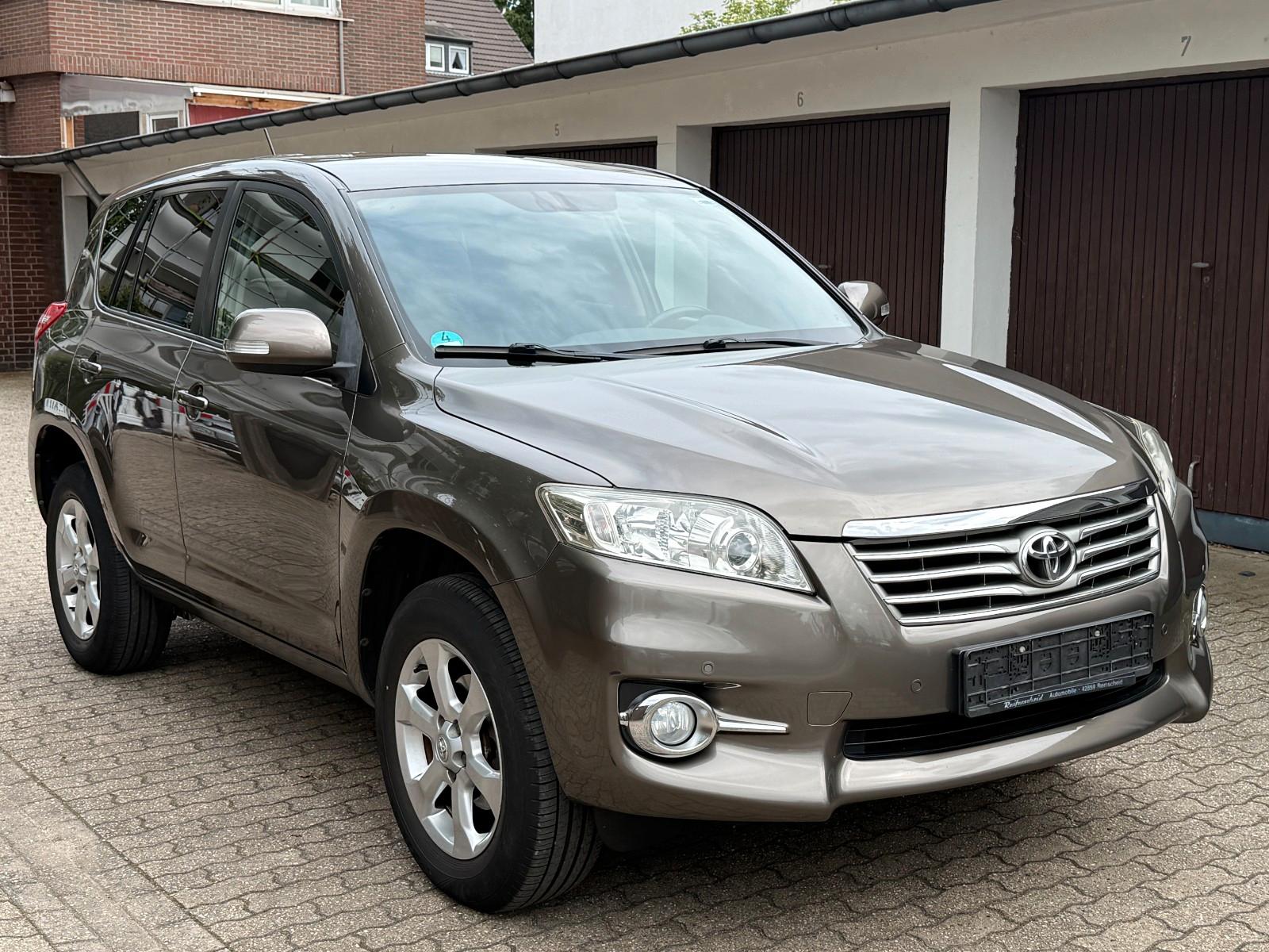 Toyota RAV4 2.0 4x4"Life"Aut./Leder/E-Sitze/PDC/SHZ/F1