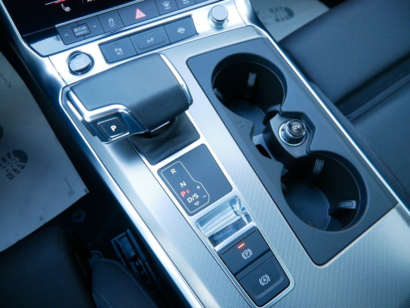 Fahrzeugabbildung Audi A6 Lim 40 TDI Sport Schiebedach 360° MATRIX SHZ