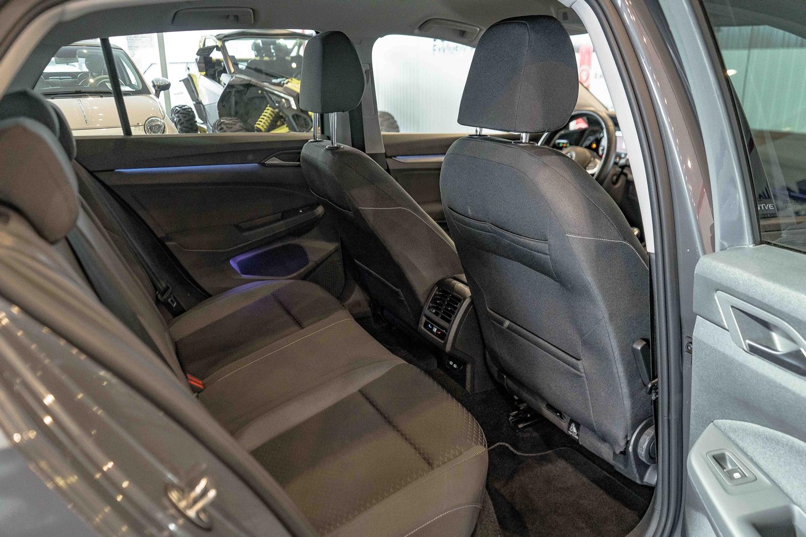 Volkswagen Golf VIII 1.5 TSI Lim. Active ACC LED Navi Spurh, миниатюра 16
