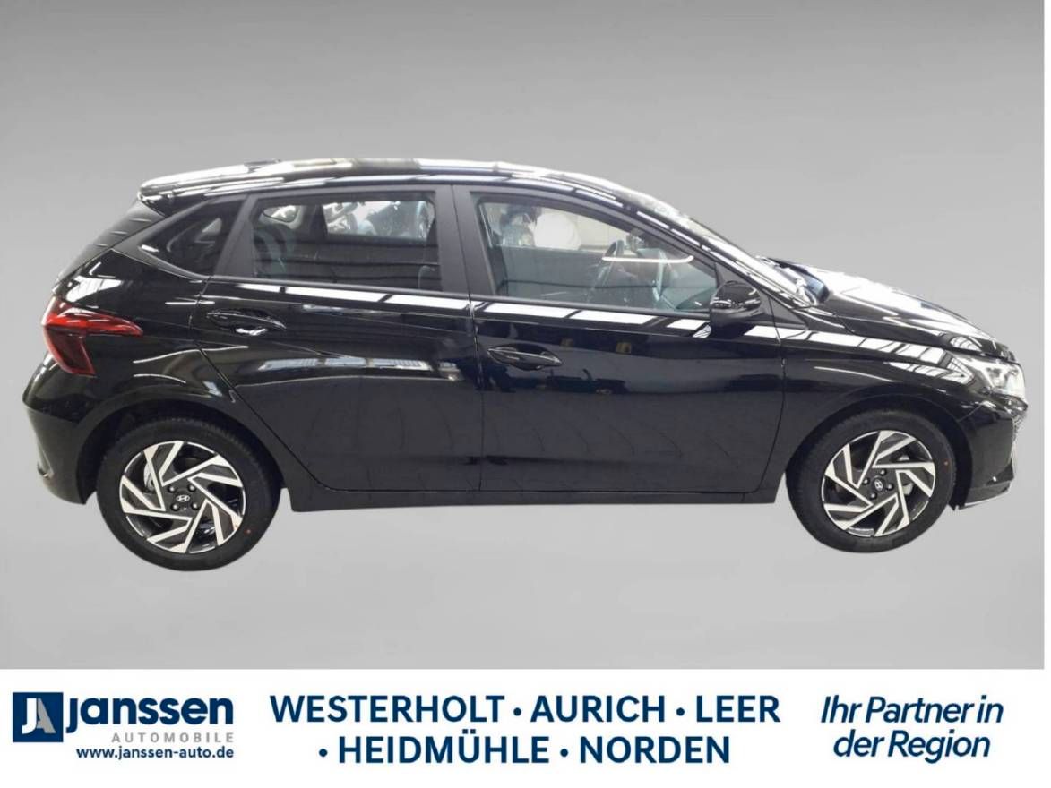 Fahrzeugabbildung Hyundai i20 Trend, Navi, PDC hinten, Rückfahrkamera,Sitz