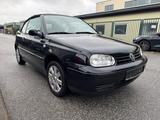 Volkswagen Golf 4 2,0i Cabrio 1-Hand TÜV+Zahnrie+Reifen Neu - gebrauchte VW Golf aus dem Jahr 2002